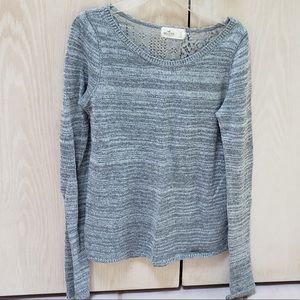 Hollister gray long sleeve knit top (S)
